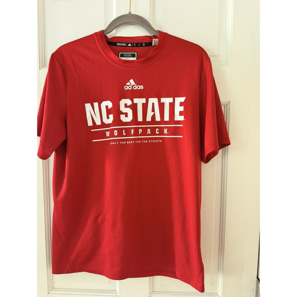 Adidas NC State Wolfpack Team Issue Performance Shirt M Red Logo NWOT